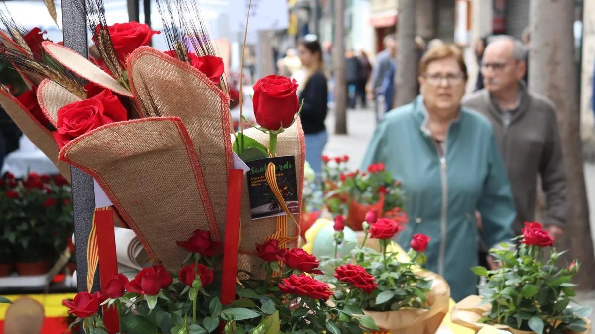 Celebración de Sant Jordi en la ciudad de Badalona