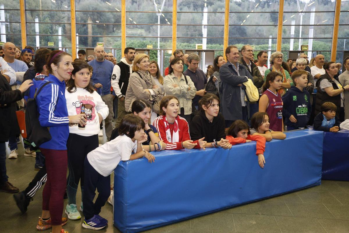 El Obradoiro 24-25 se presenta ante sus aficionados con el deseo de llevarlos a ACB