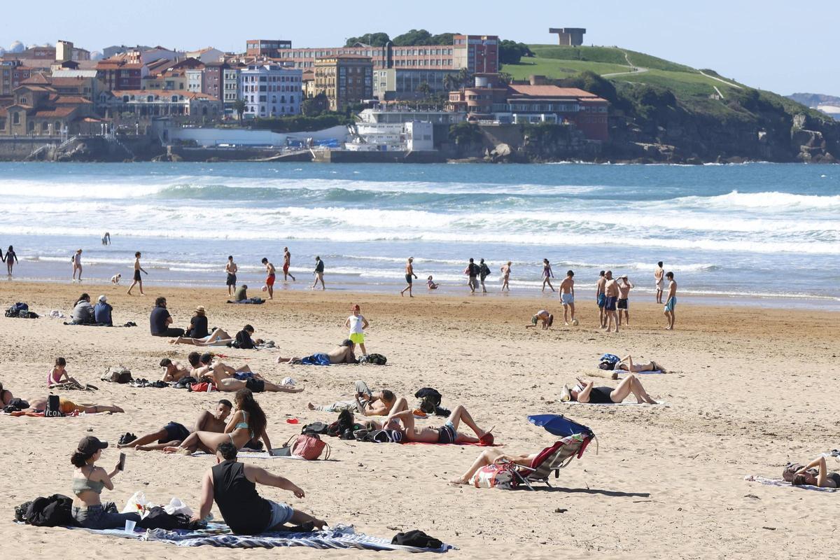 La playa de San Lorenzo.