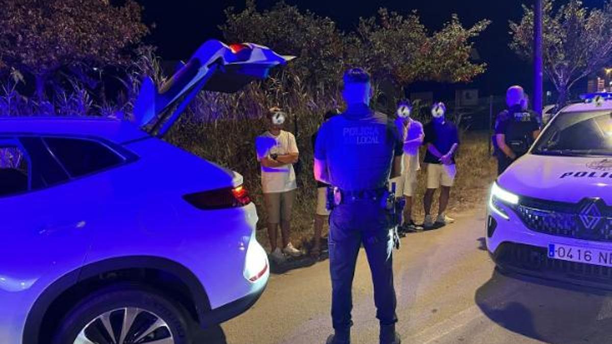 Foto de la Policía Local de Ibiza en la operación