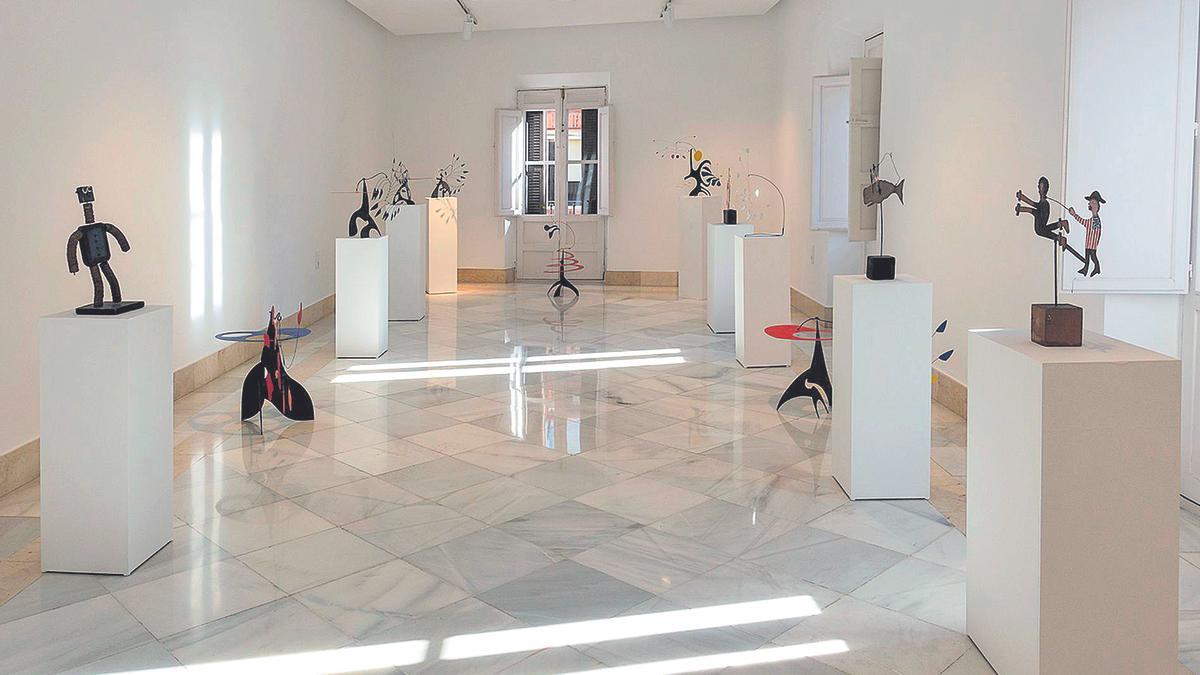 Una de las salas del Museo Ramón Gaya habilitadas para acoger la exposición ‘Esculturas’ sobre el artista ciezano Manuel Marín.