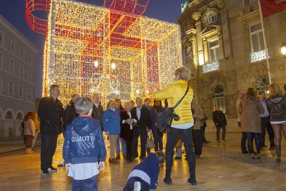 Encendido de luces de Navidad e inauguración del Belén en Cartagena