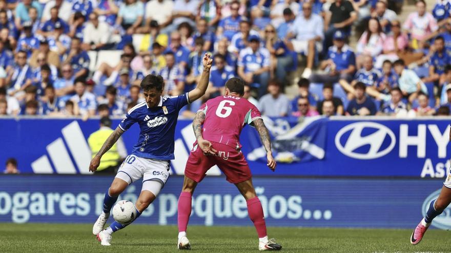 Una sequía heredada (7 partidos sin marcar), pero no solo eso: el análisis del mal inicio liguero del Oviedo
