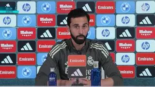 Arbeloa calca el discurso de Florentino: "¿Nos ha robado siete ligas el Barça? Por supuesto"