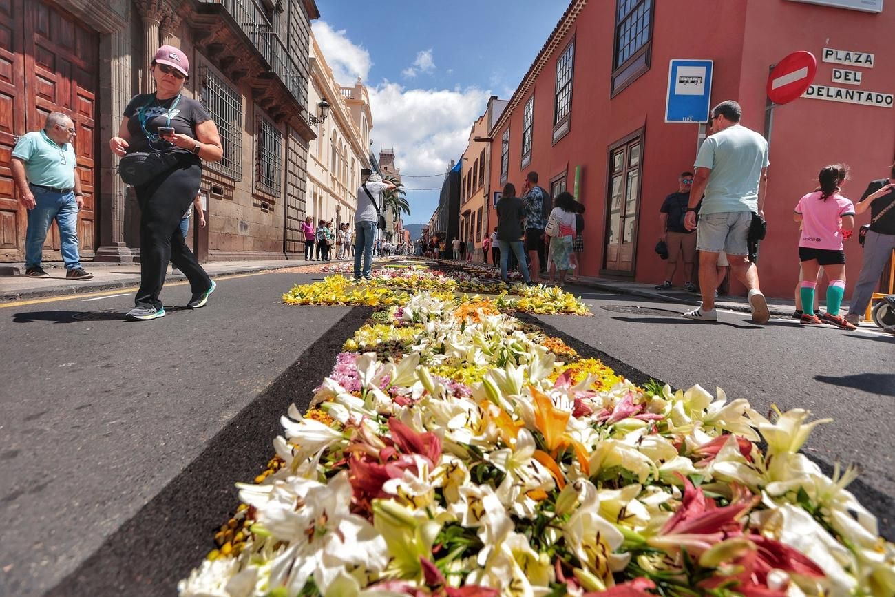 Alfombras del Corpus Christi en La Laguna