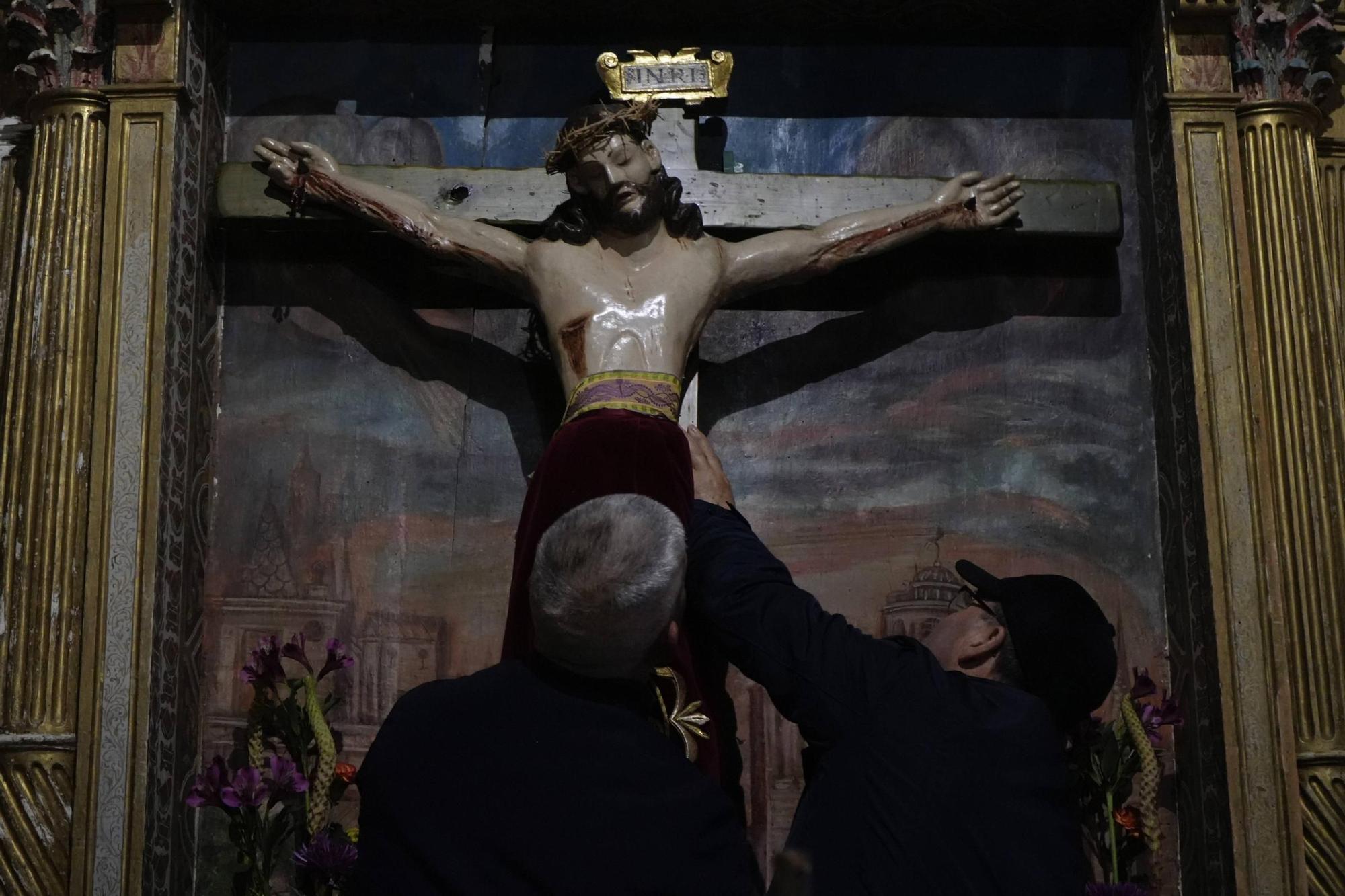 GALERÍA | El Cristo de Valderrey bendice los campos de Zamora