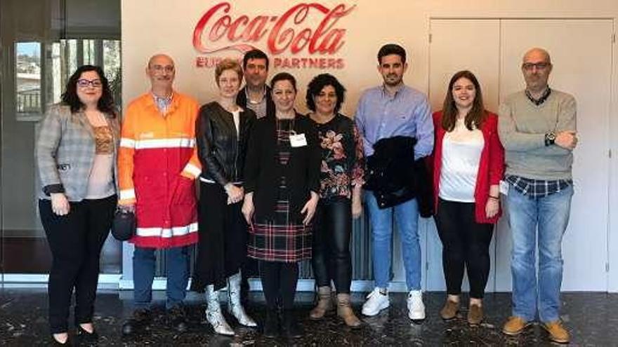 La alcaldesa de Betanzos y tres concejales visitan la fábrica de Coca-Cola en A Coruña