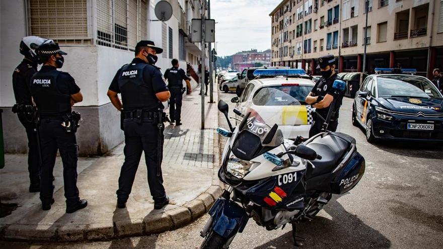 Pena de 10 meses al joven que disparó a la casa de su expareja en Badajoz