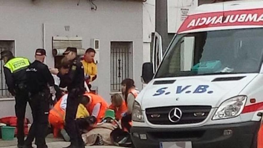 Un hombre en estado crítico al incendiarse su casa en Valencia