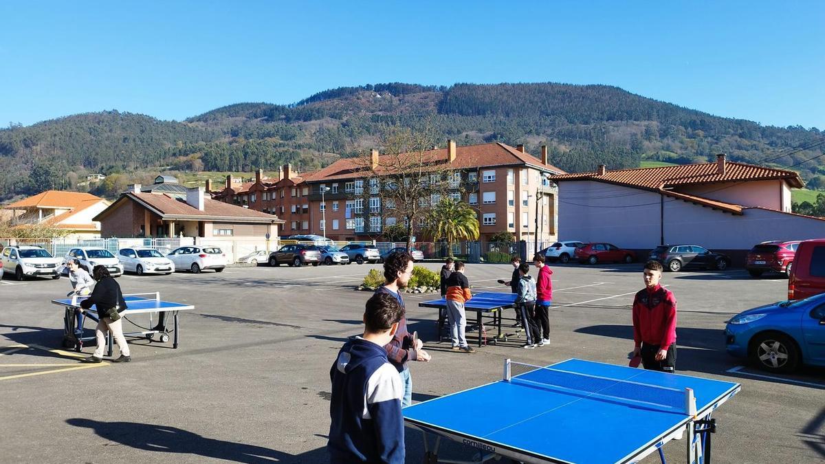 En imágenes: El instituto Arzobispo Valdés-Salas celebra sus terceras jornadas culturales
