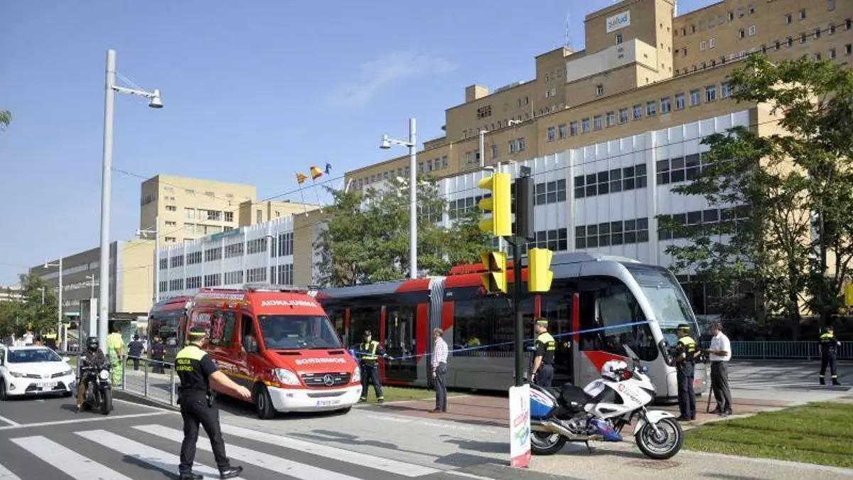 Zaragoza reforzará la seguridad en el eje del tranvía.