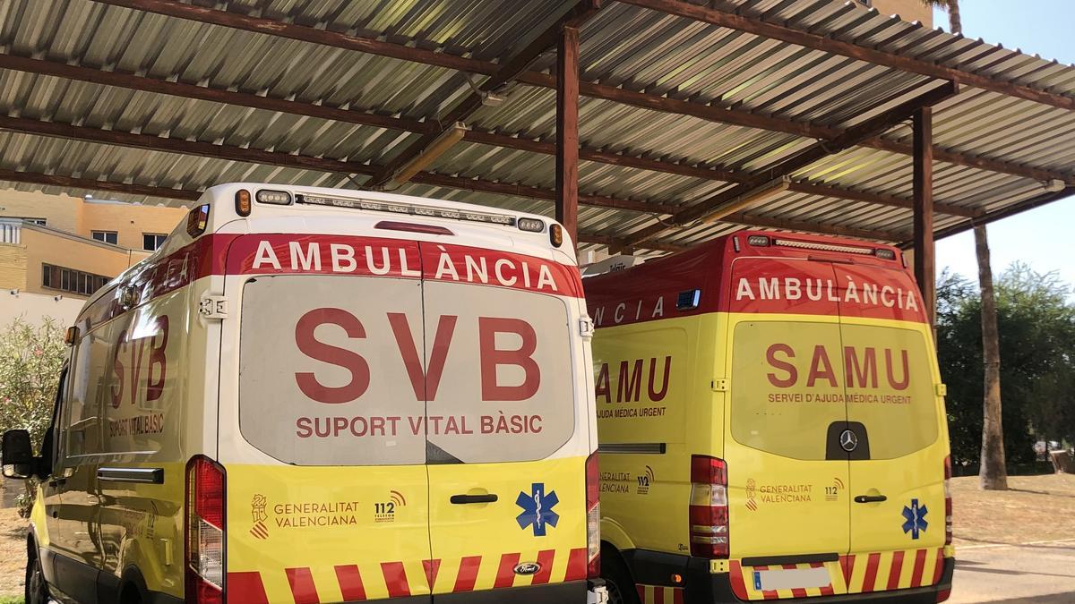 Una ambulancia de SVB y una SAMU, en imagen de archivo