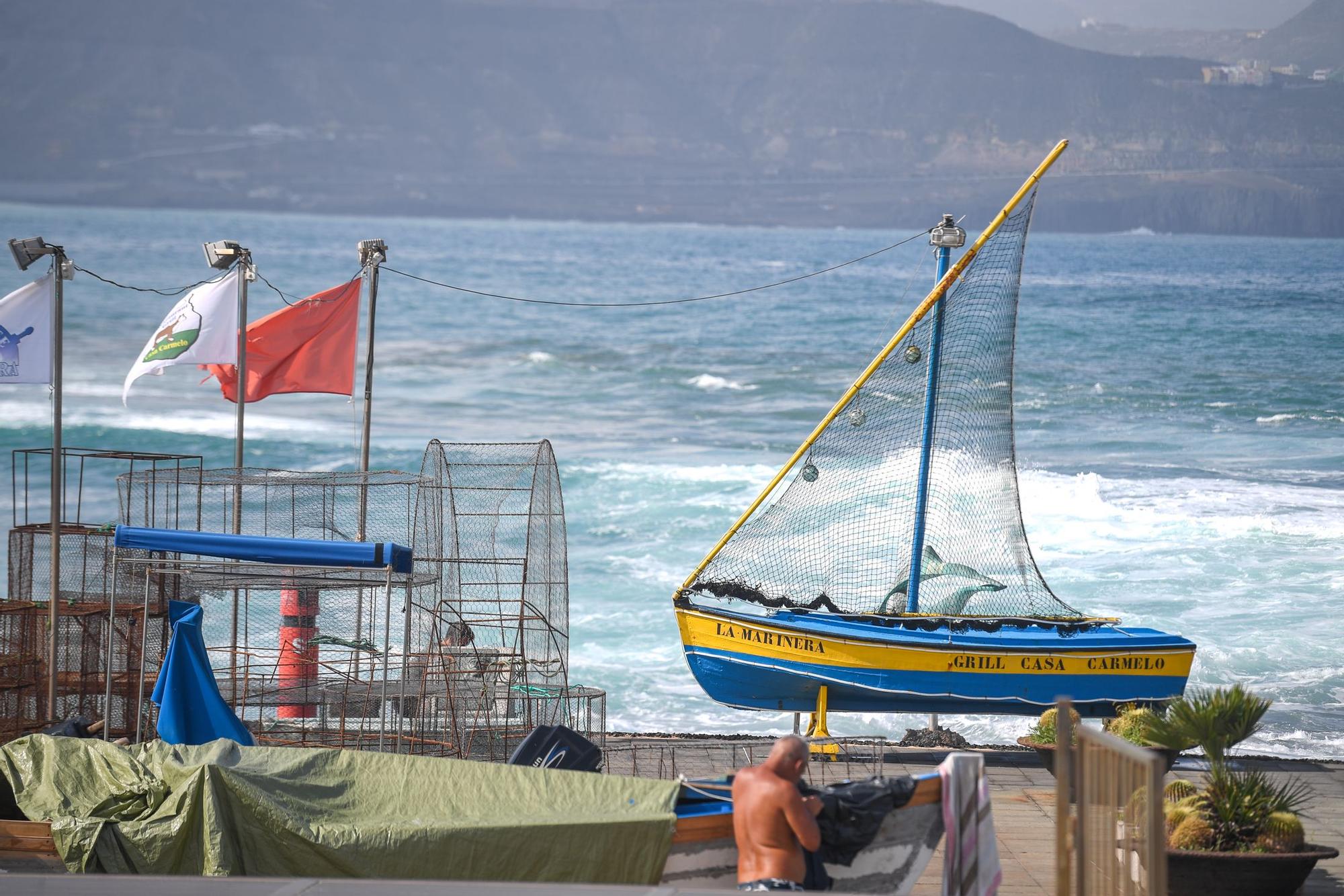 Oleaje este viernes en la zona de La Puntilla y Las Canteras