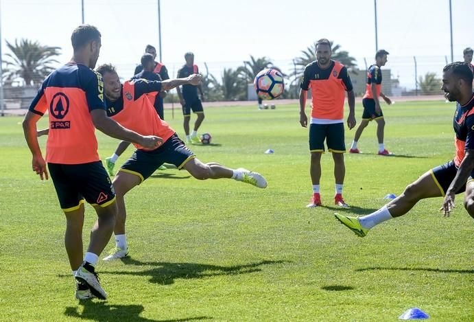 ENTRENAMIENTO UD LAS PALMAS 030517