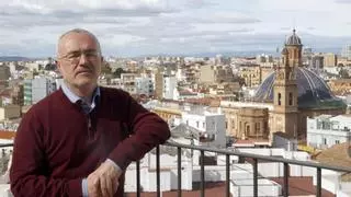 El exlíder de Podem, Antonio Montiel, se estrena como novelista