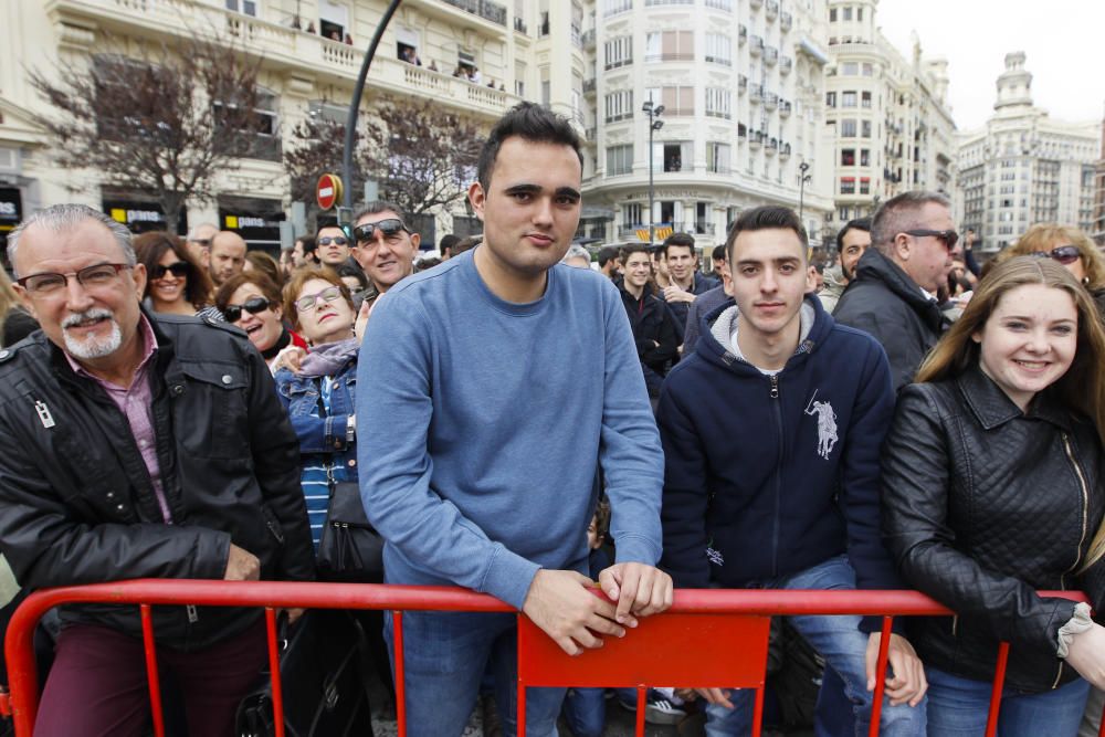 Búscate en la mascletà del 3 de marzo