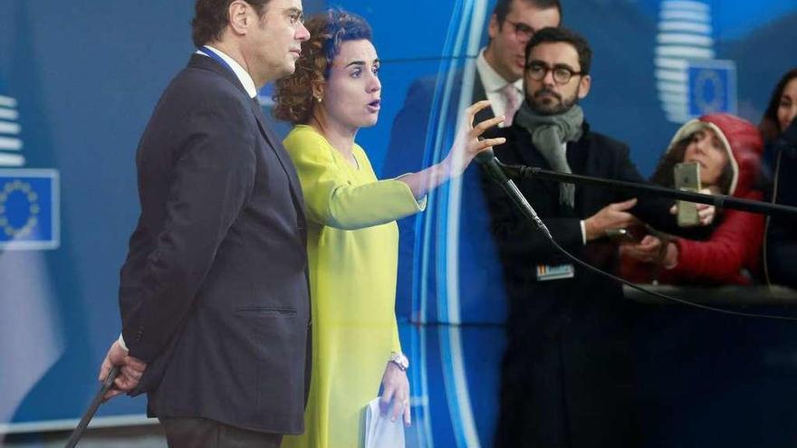 La ministra de Sanidad, Dolors Montserrat, defiende la candidatura de Barcelona, ayer en Bruselas antes del comienzo de las votaciones. // Efe