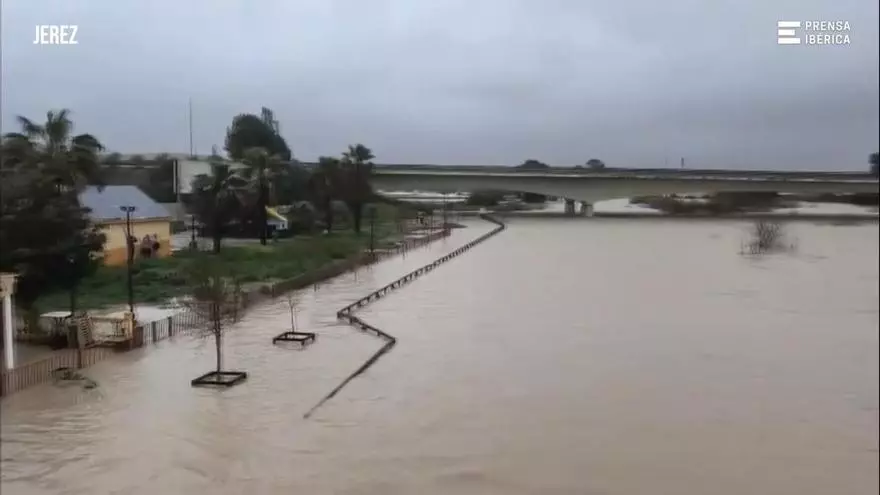 Sintflutartige Regenfälle: Unwetter setzt Andalusien unter Wasser