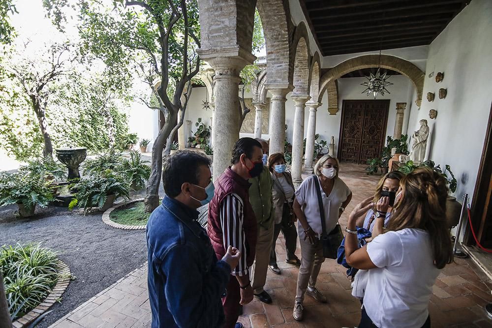 Viana, un palacio de puertas Abiertas