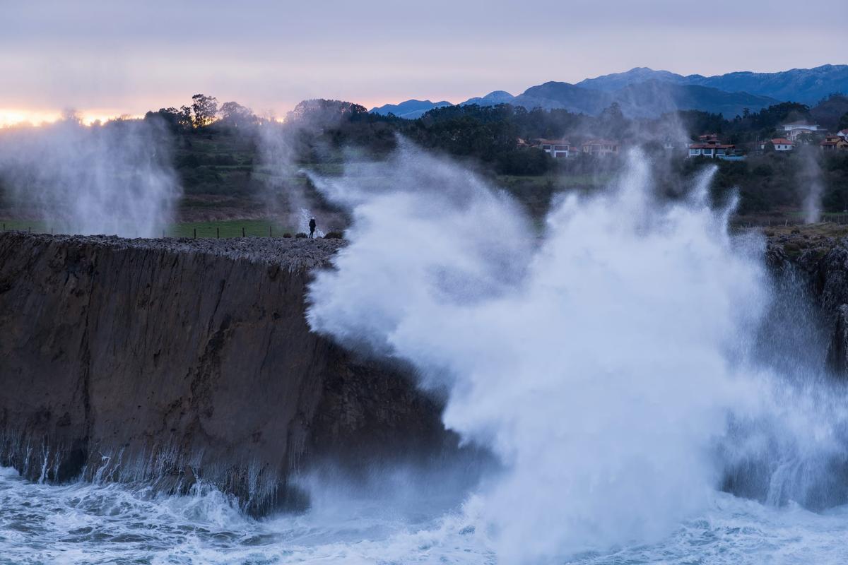 Los bufones de Pría (Lanes), hoy