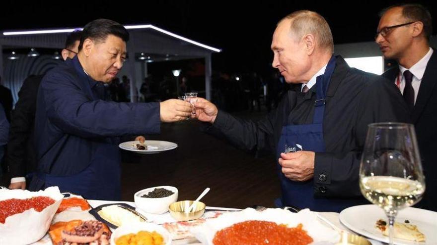 China y Rusia escenifican su unión frente a la hostilidad económica de Washington