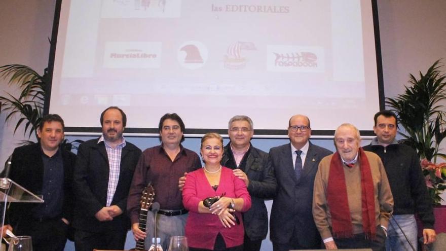 Editoriales y poesía en el Casino de Murcia