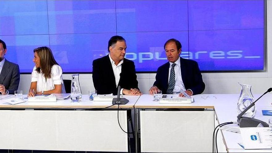 Todas las anotaciones de Villarejo sobre Rajoy y Cospedal que el juez consideró insuficientes para acusarles en la Kitchen