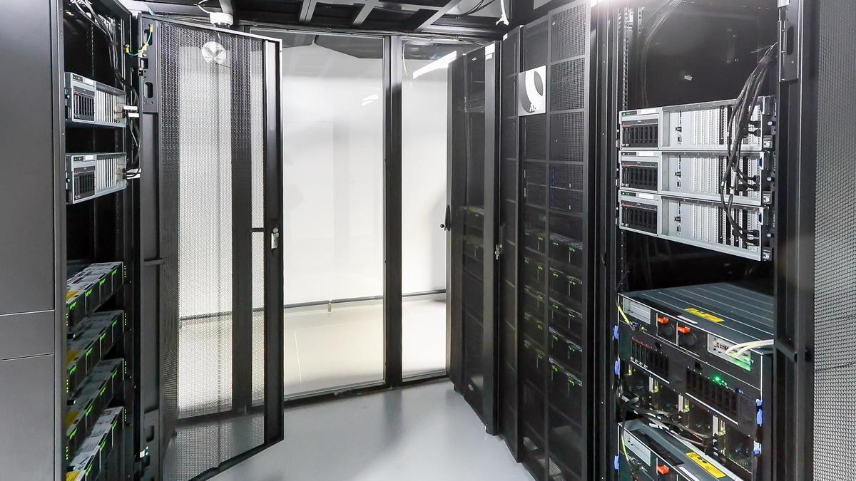 PRIMER SUPERCOMPUTADOR BALEARES | Baleares estrena en el Parc Bit su primer supercomputador para impulsar la investigación y la innovación: «Queremos que las islas sean un referente en innovación»