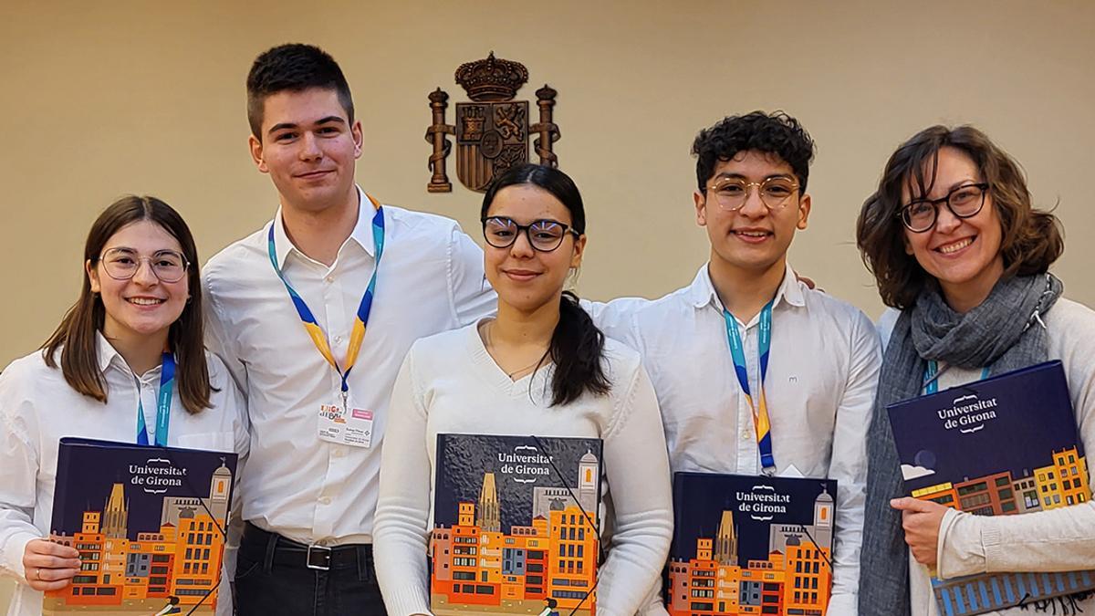 L'equip de l'institut Olivar Gran guanyador de la fase local de la UdG.