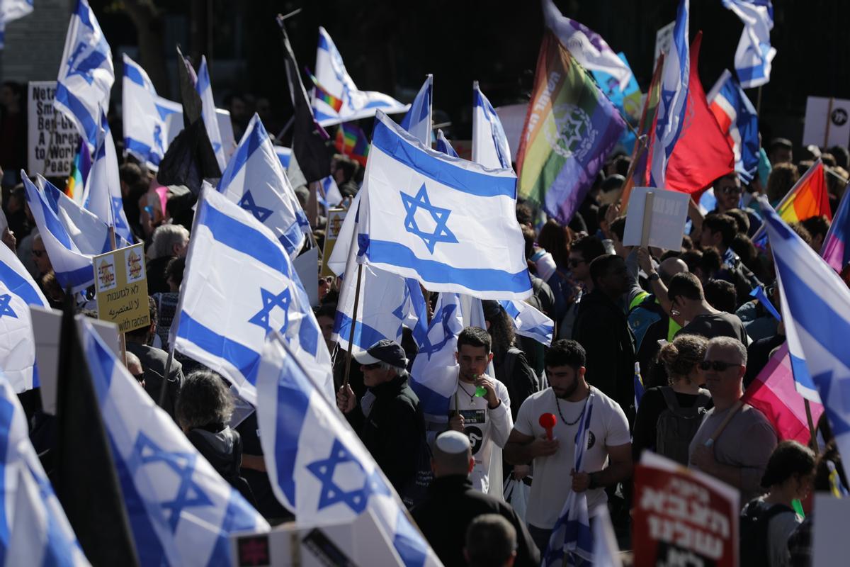 Israelís se manifiestan ante el Parlamento en Jerusalén en contra del nuevo Gobierno de Netanyahu