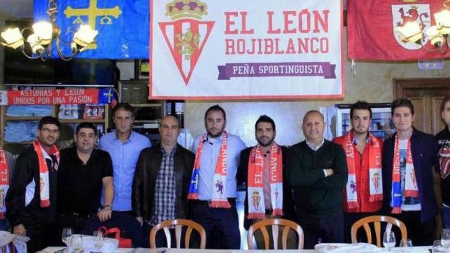 La peña El León Rojiblanco amplía la familia rojiblanca fuera de Asturias