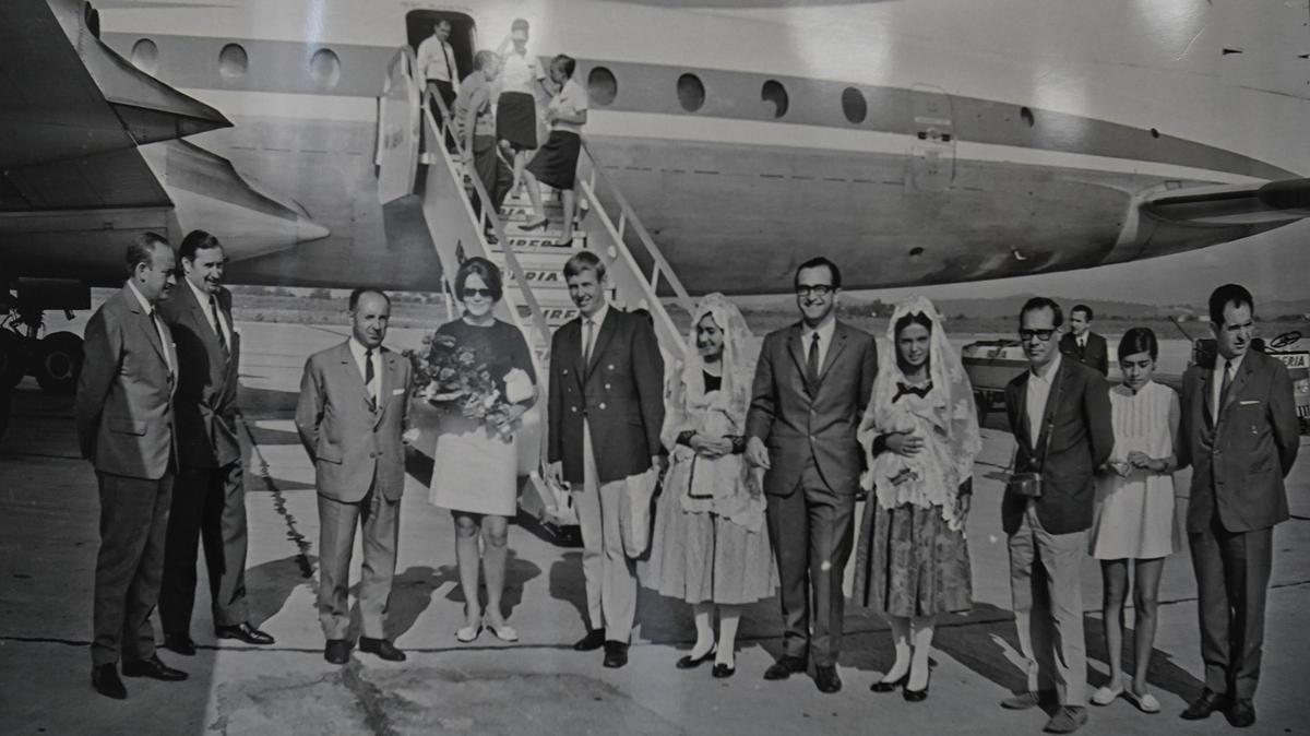 Parelles participants de la campanya «El amor se cita en Playa de Aro»