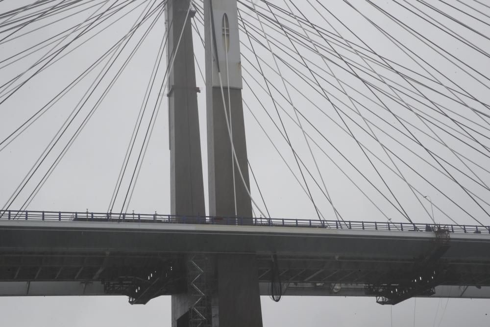 Rotura de uno de los tirantes del puente de Rande