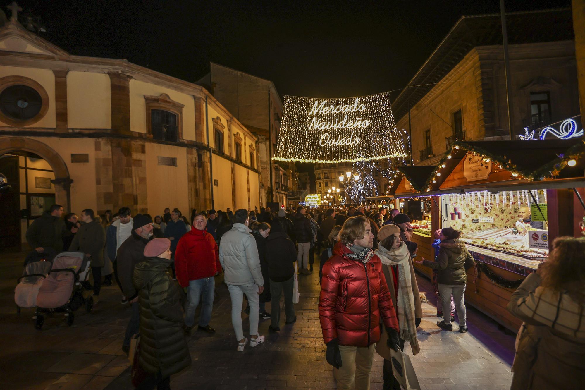 Encendido de luces en Oviedo