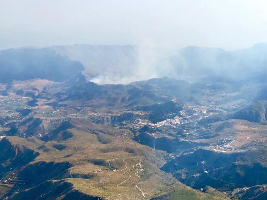 El incendio, desde el Pico de las Nieves.