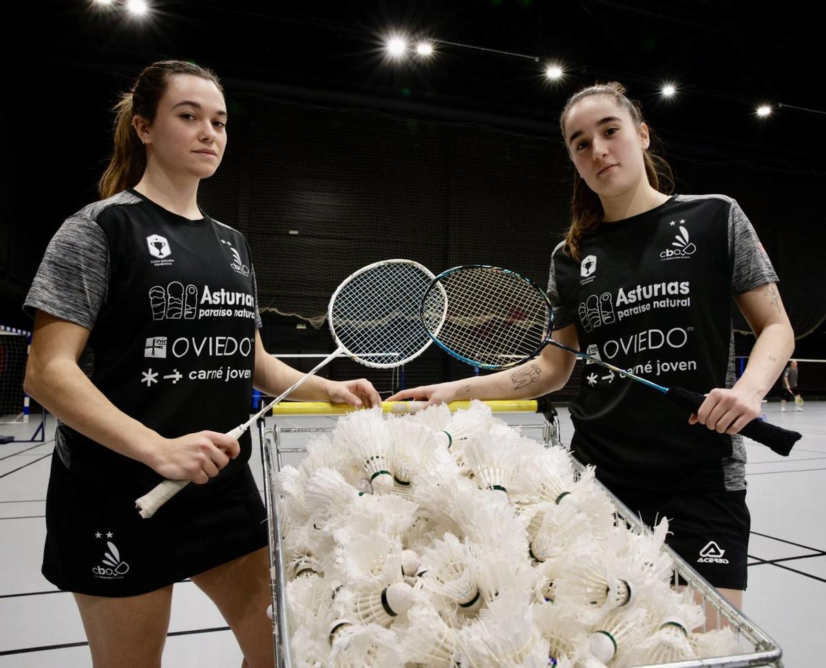 Por la izquierda Ruth Veiguela y Laura Álvarez en el Corredoria Arena. | JUAN PLAZA