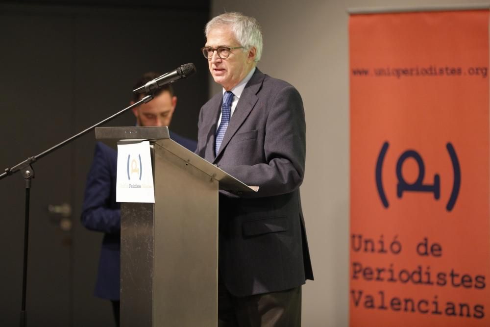 Kiko Mestre recibe el premio Llibertat d'Expressió de los periodistas valencianos