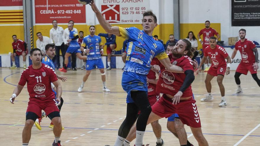 El Sarrià cau golejat a la pista del líder (33-22)