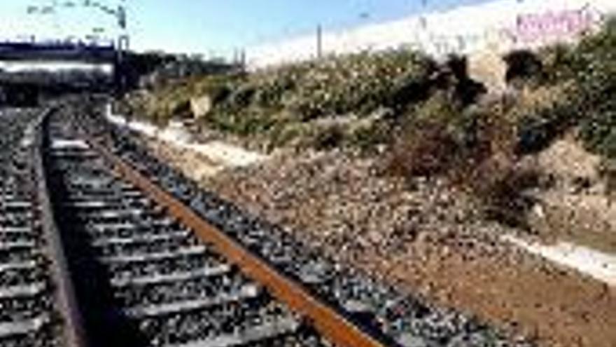La acequia de Miraflores se rompe junto a la velocidad alta a Huesca