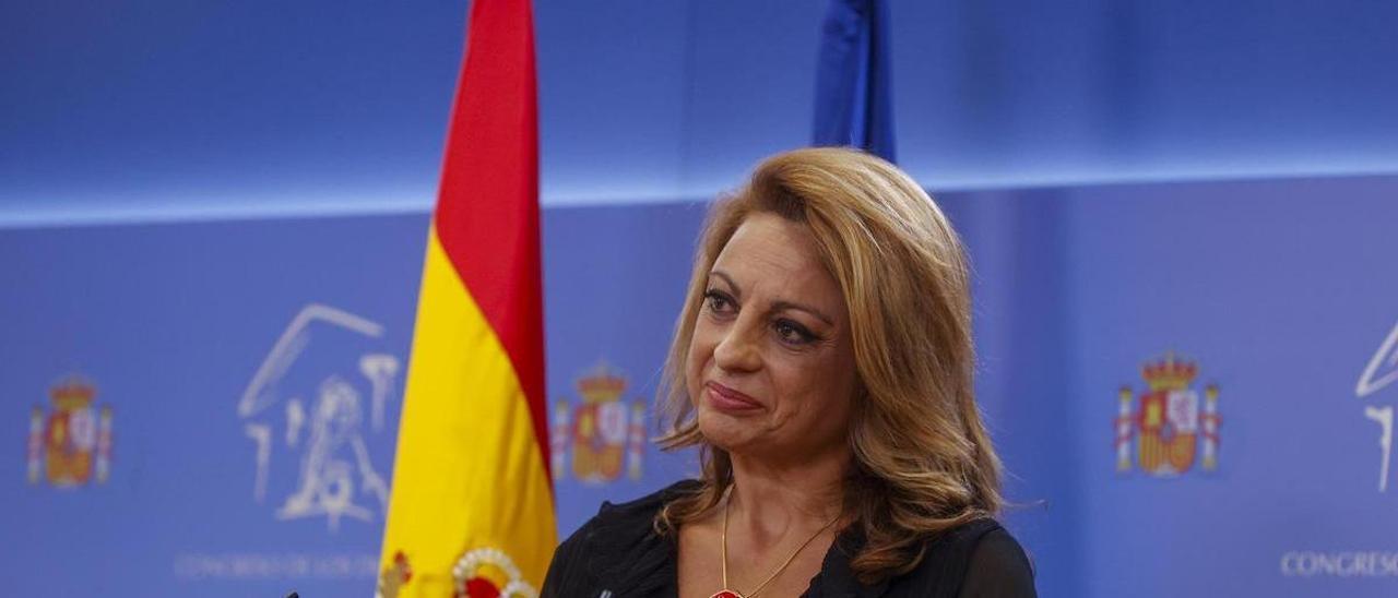 Cristina Valido en una rueda de prensa en el Congreso.