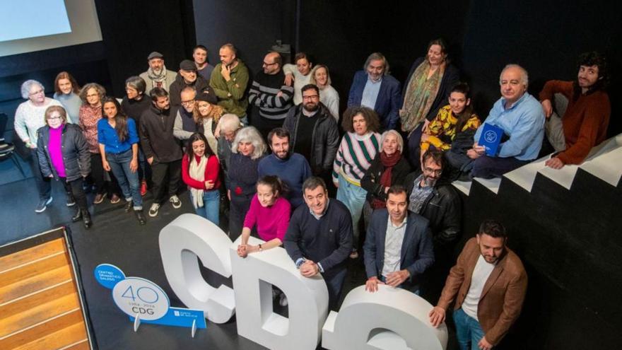 Participantes en la presentación de la programación del 40º aniversario del CDG, ayer, en Santiago.