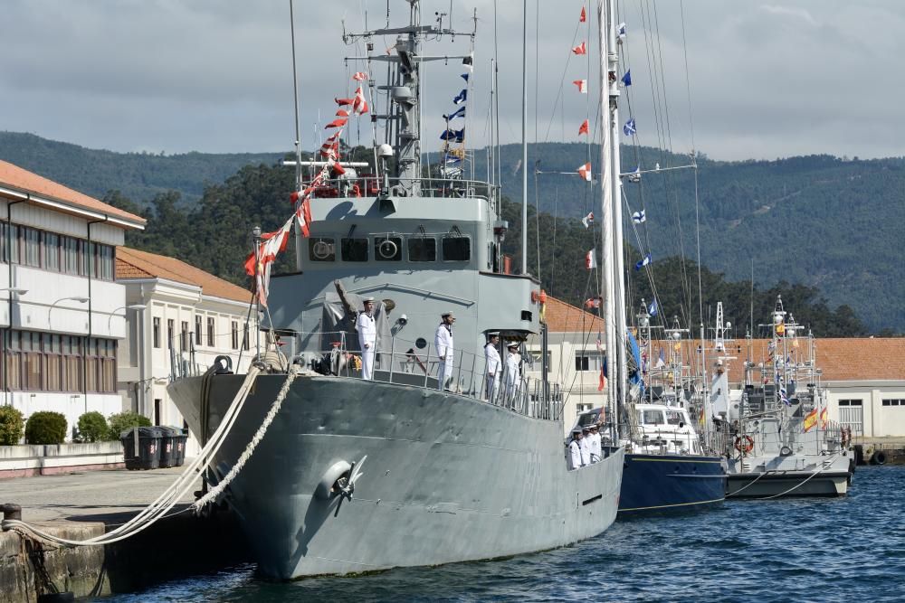 La Escuela Naval de Marín saluda a 112 nuevos oficiales de la Armada