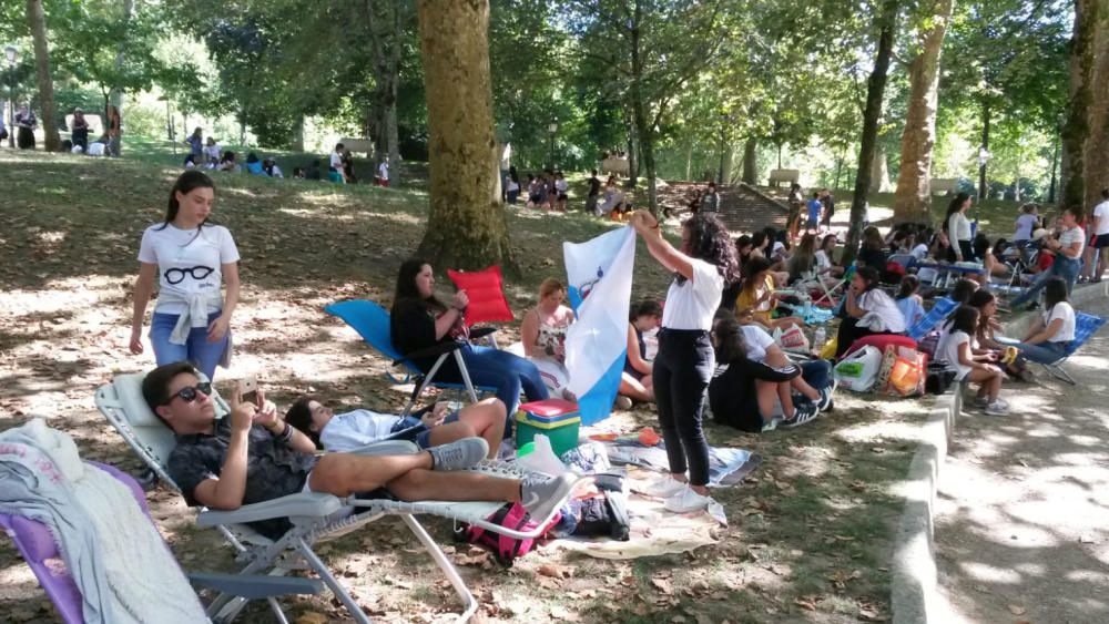 Ambiente en Castrelos horas antes del concierto de Operación Triunfo // J. Lores