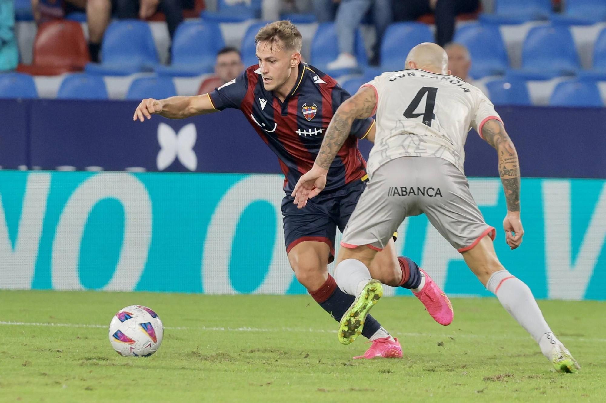 El Levante - Racing de Ferrol (1-0), en imágenes