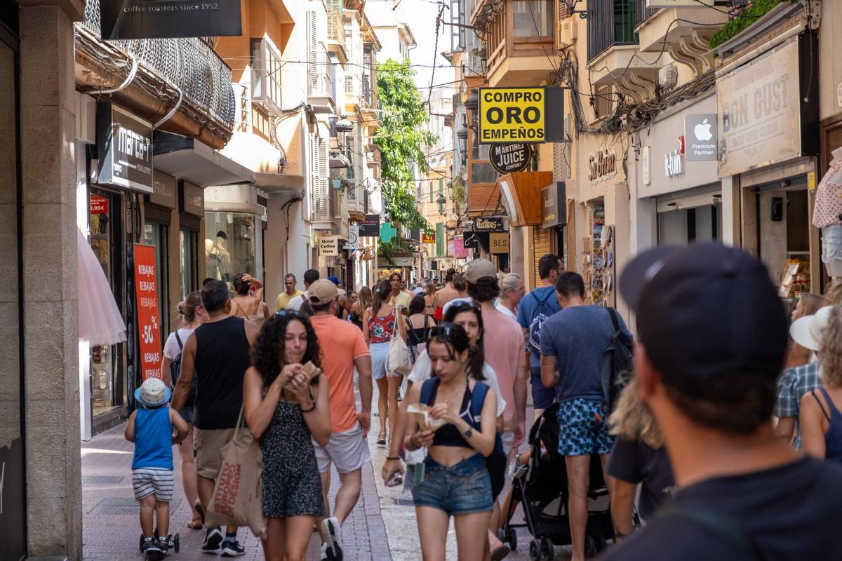 El centro de Palma, lleno de turistas