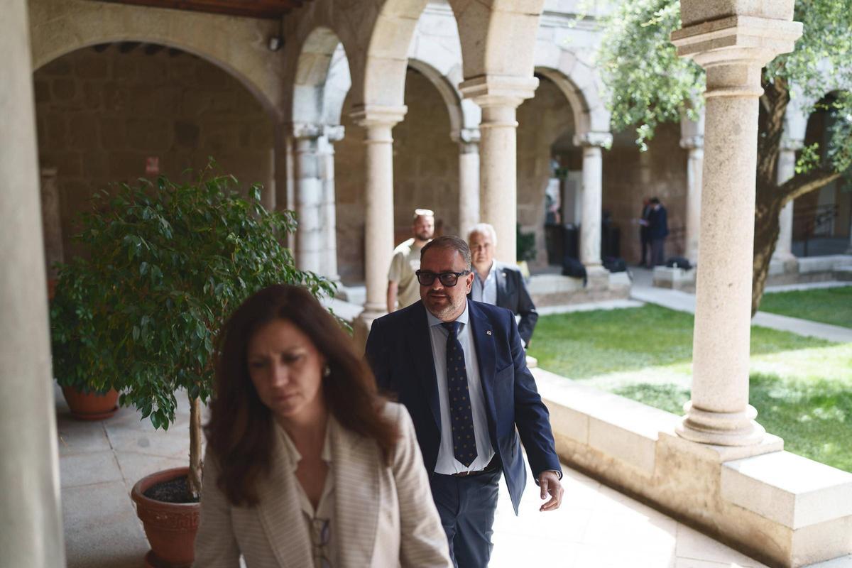 FOTOGALERÍA | María Guardiola preside la reunión del Consejo de Capitalidad de Mérida FOTOGALERÍA | María Guardiola preside la reunión del Consejo de Capitalidad de Mérida