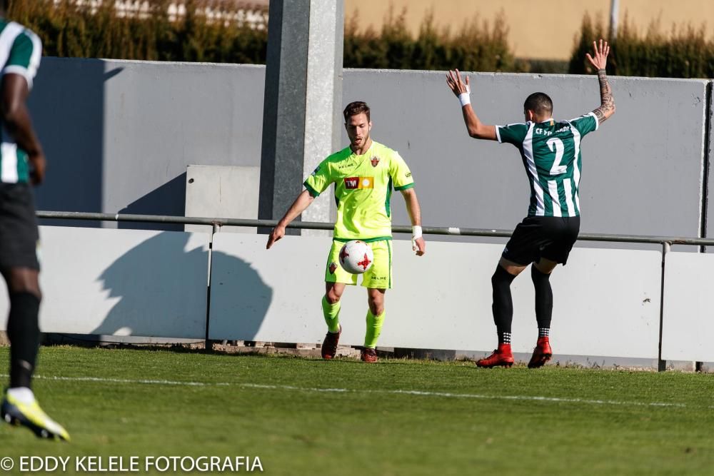 El Elche vuelve a las andadas y cae derrotado en Peralada (1-0).