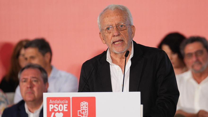 El presidente del PSOE-A tacha a Susana Díaz de &quot;predicadora&quot; en la &quot;fachosfera mediática&quot;