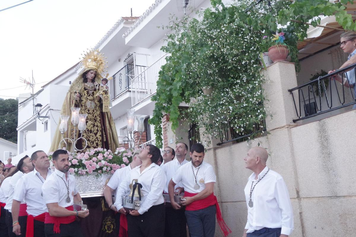 Traslado de la Virgen del Carmen de Olías a la Iglesia de San Vicente Ferrer