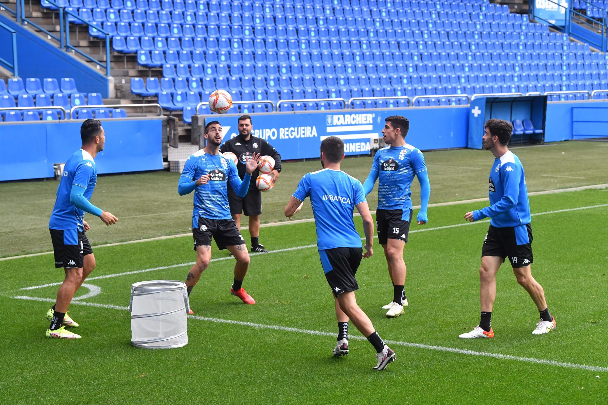 Entrenamiento en Riazor a puerta cerrada